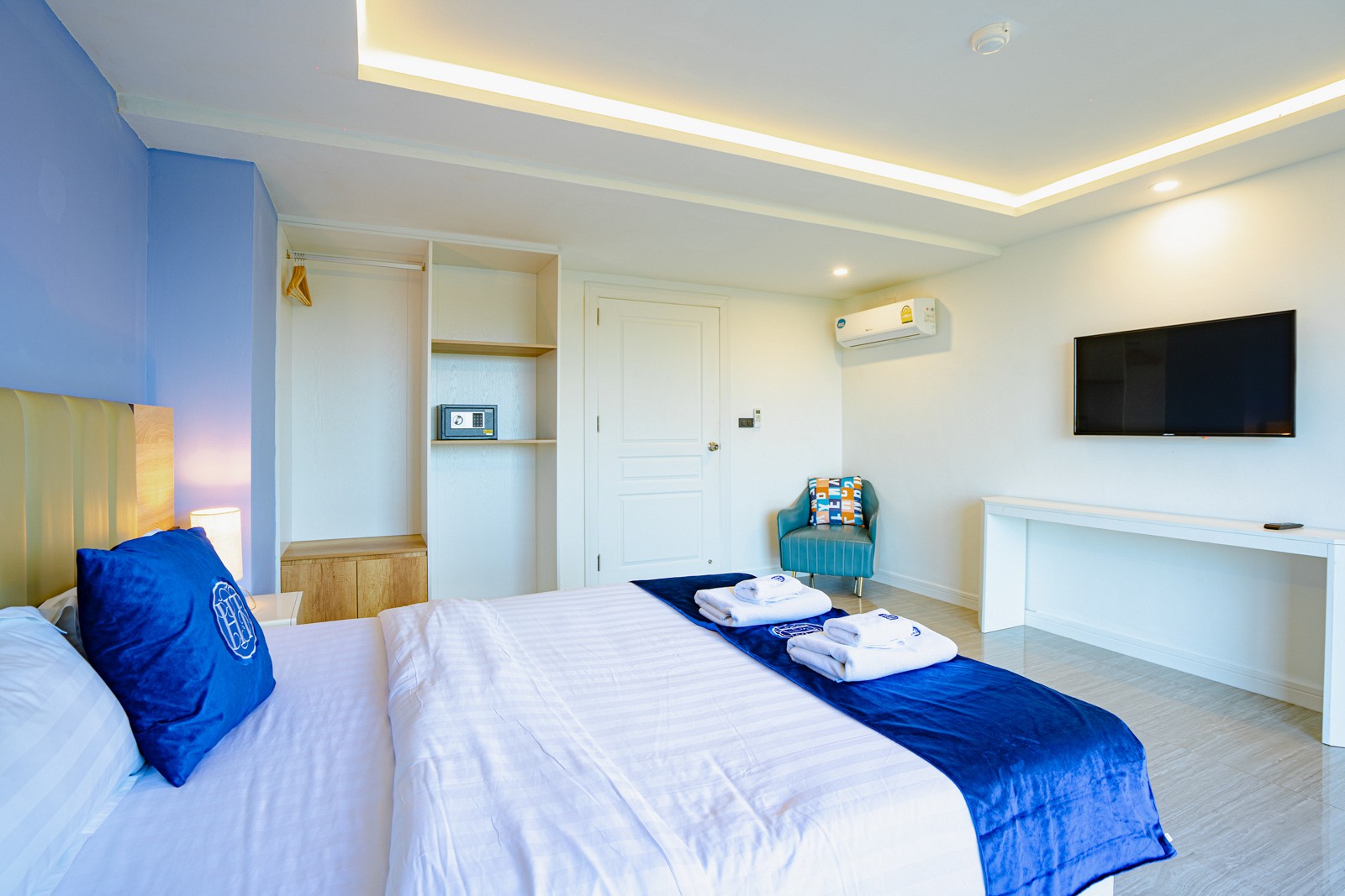 One Bedroom Executive Suite