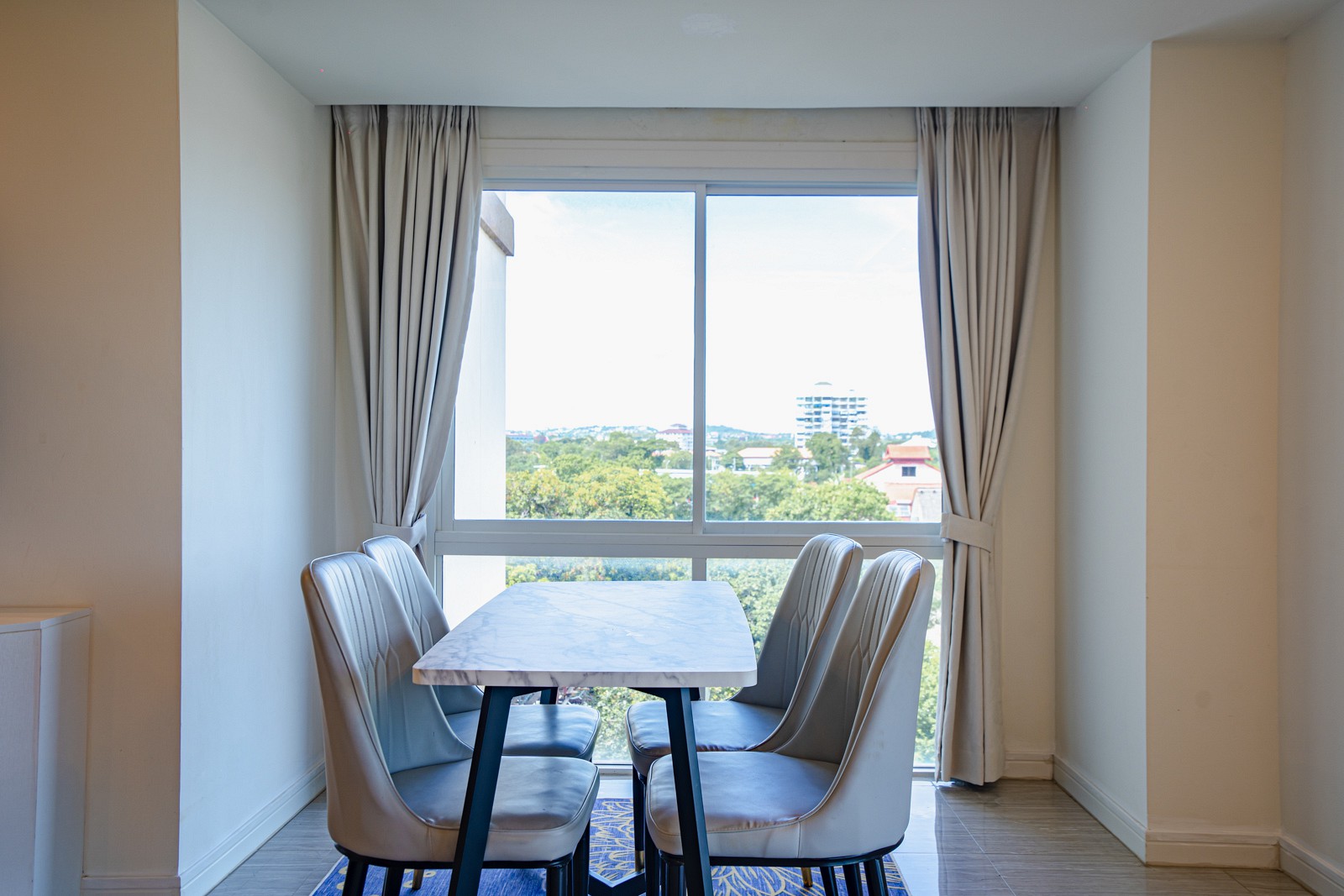 One Bedroom Executive Suite