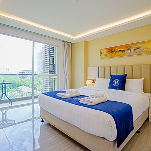 1 Bedroom Suite