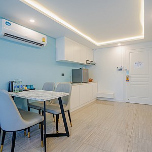 2 Bedroom Suite