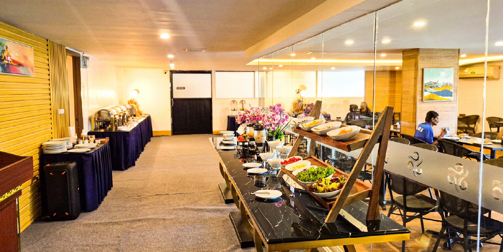 Breakfast Restaurant